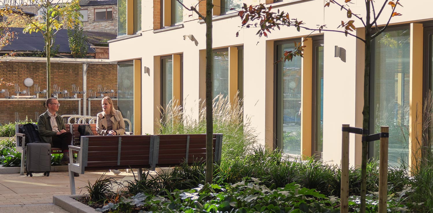 10 Station Road Exterior Green Space